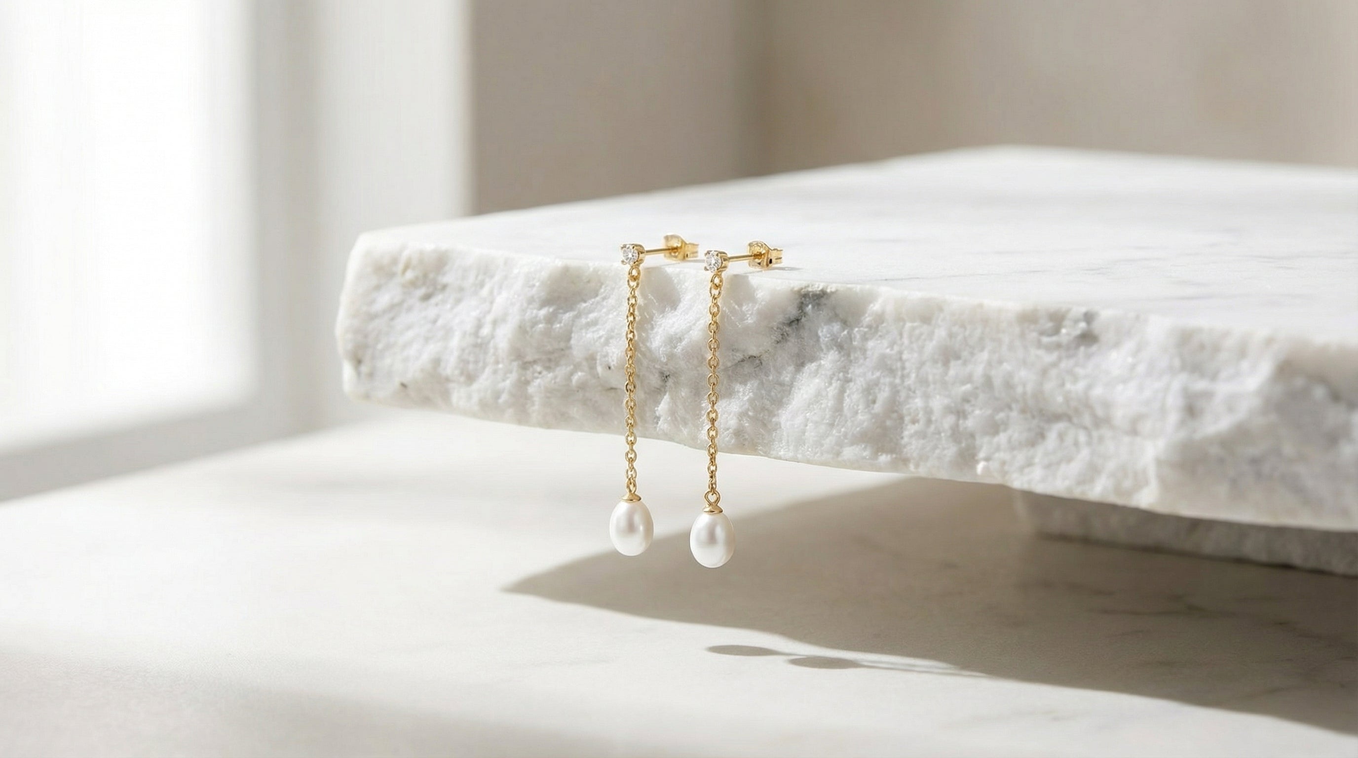 Butigini Royale Pearl Chain Earrings