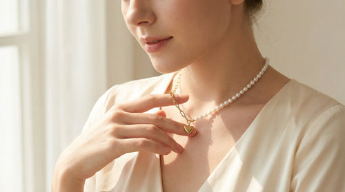 Butigini Amora Pearl Necklace