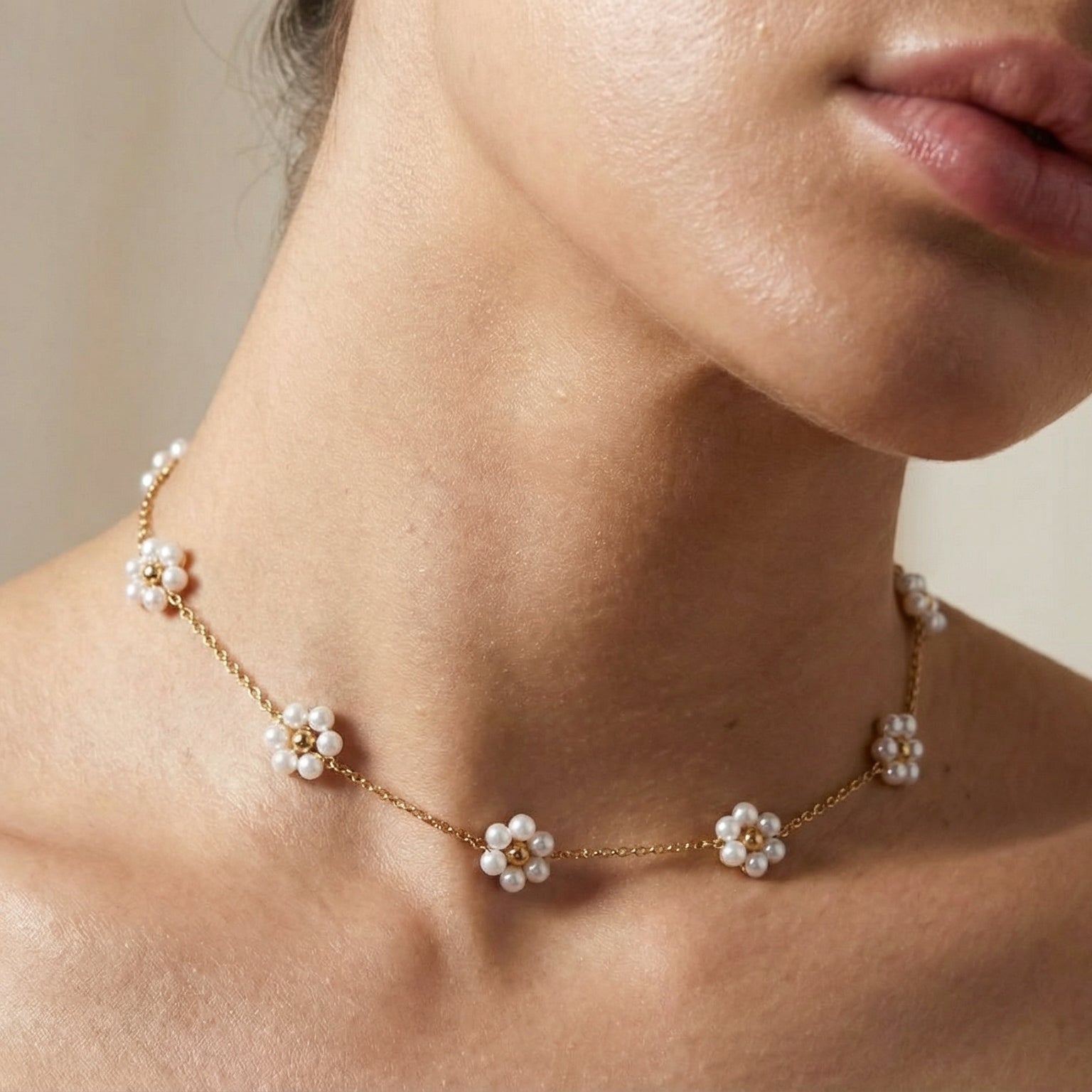 Butigini Pearl Blossom Choker Necklace
