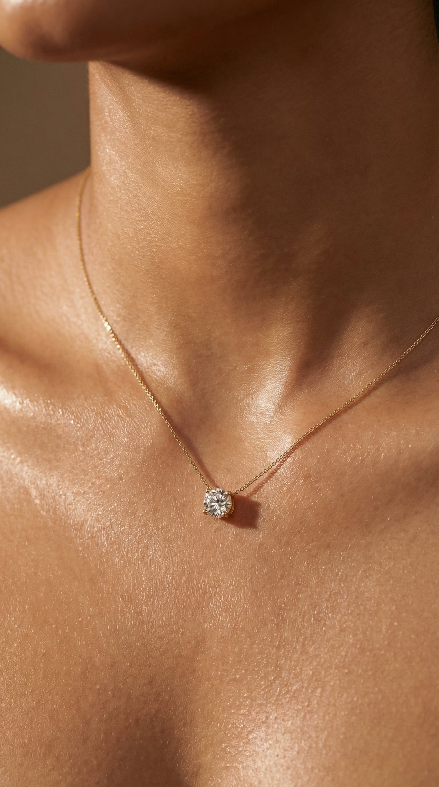 Butigini Bare Glow Necklace