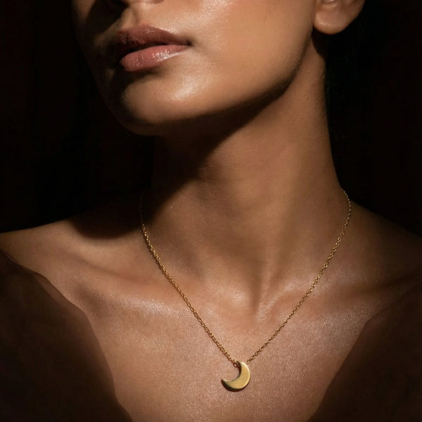 Butigini Moonlit Glow Necklace - Anti Tarnish
