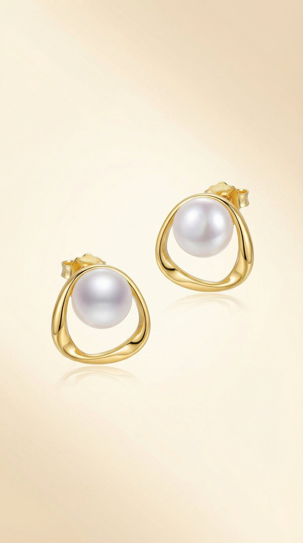 Butigini Golden Halo Pearl Earrings