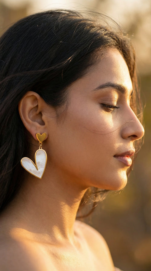 Butigini Amore Glow Drop Earrings