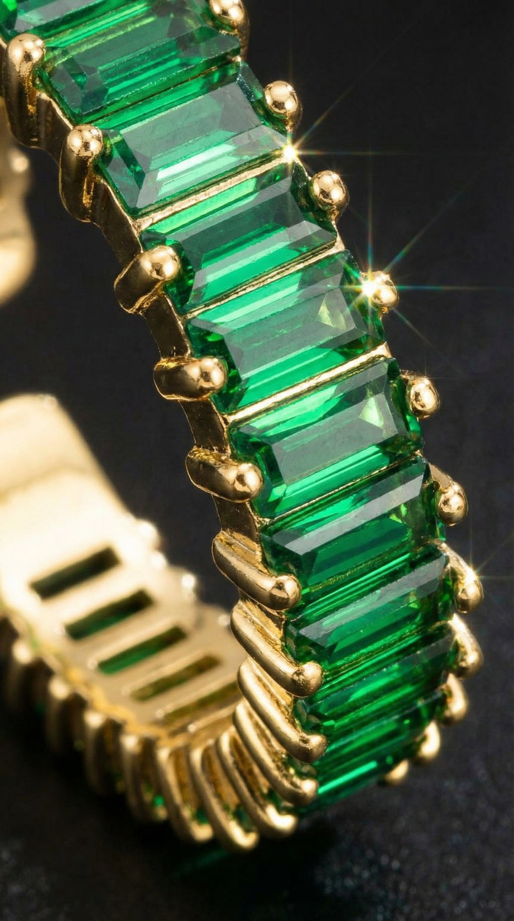 Butigini Emerald Royale Finger Ring – Anti Tarnish