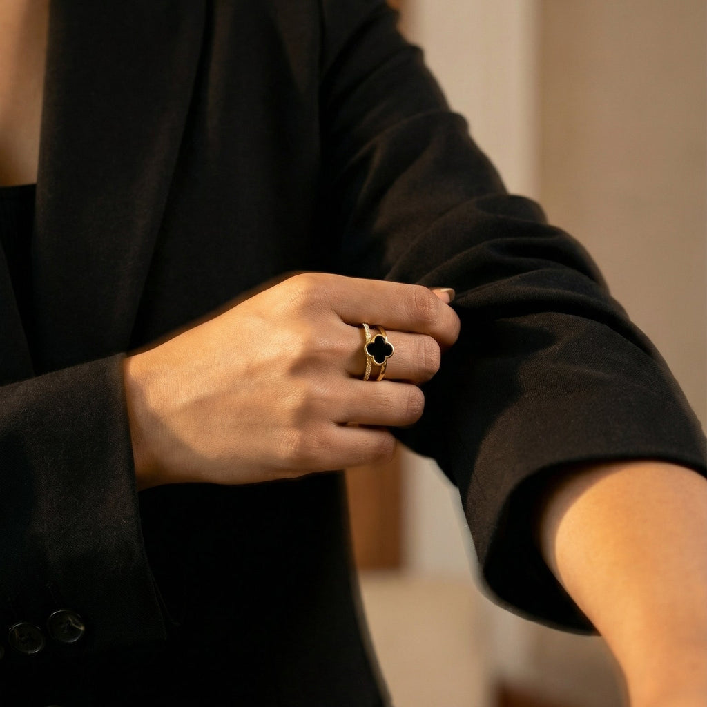 Butigini Noir Clover Finger Ring – Anti Tarnish