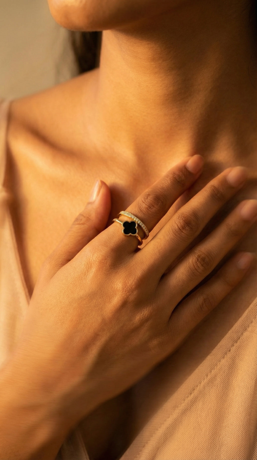 Butigini Noir Clover Finger Ring – Anti Tarnish