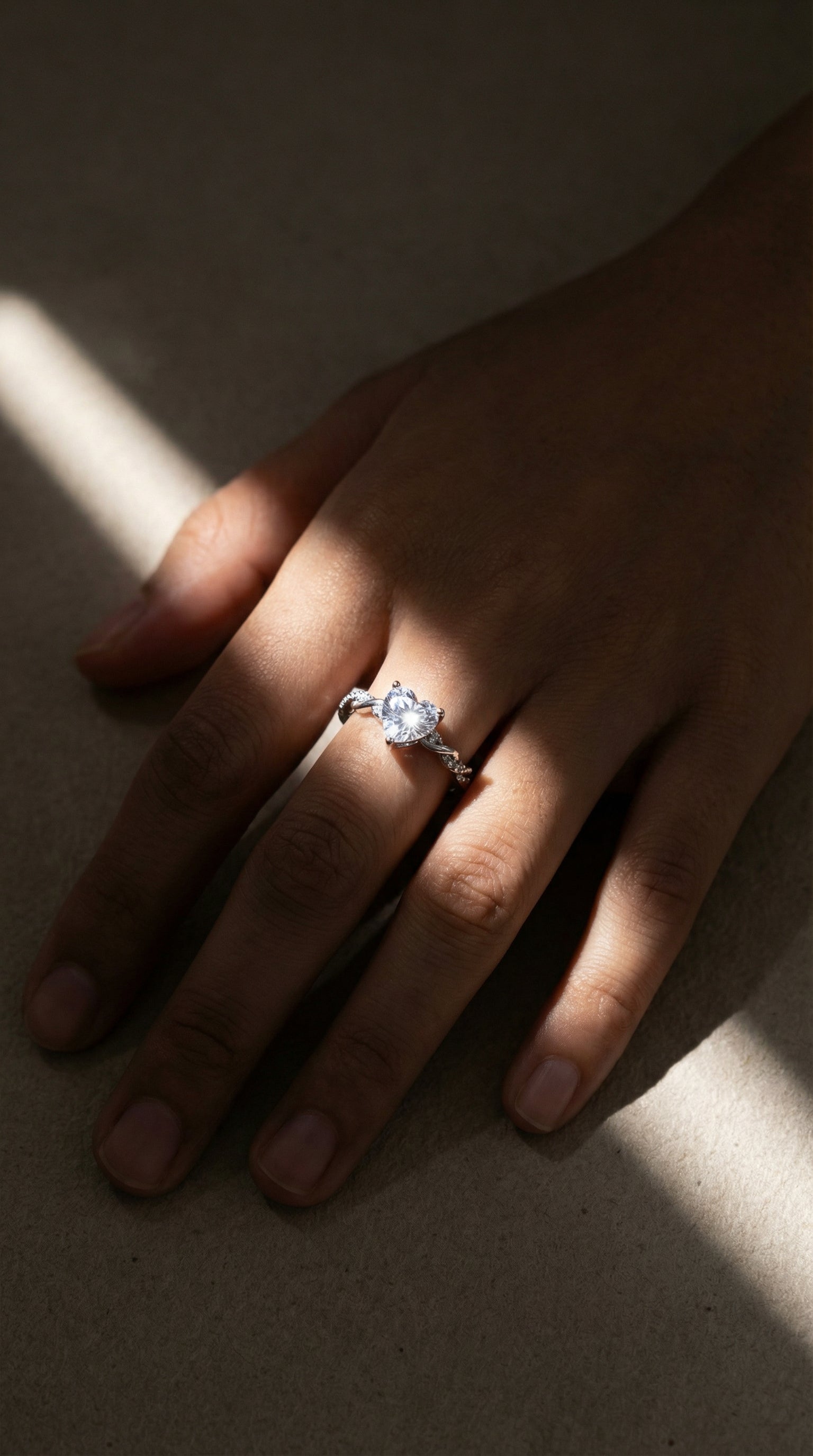 Butigini Crystal Heart Solitaire Finger Ring