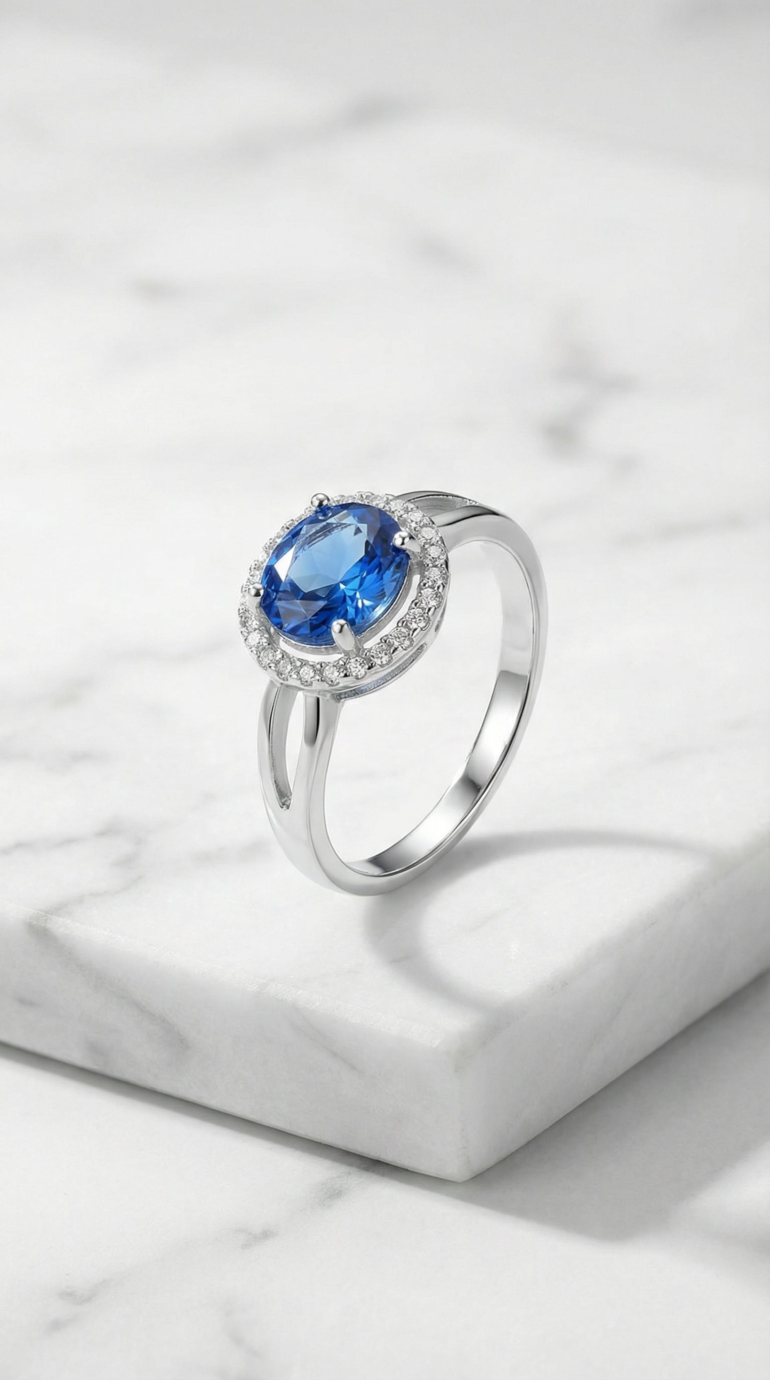 Butigini Azure Halo Oval Finger Ring Anti Tarnish