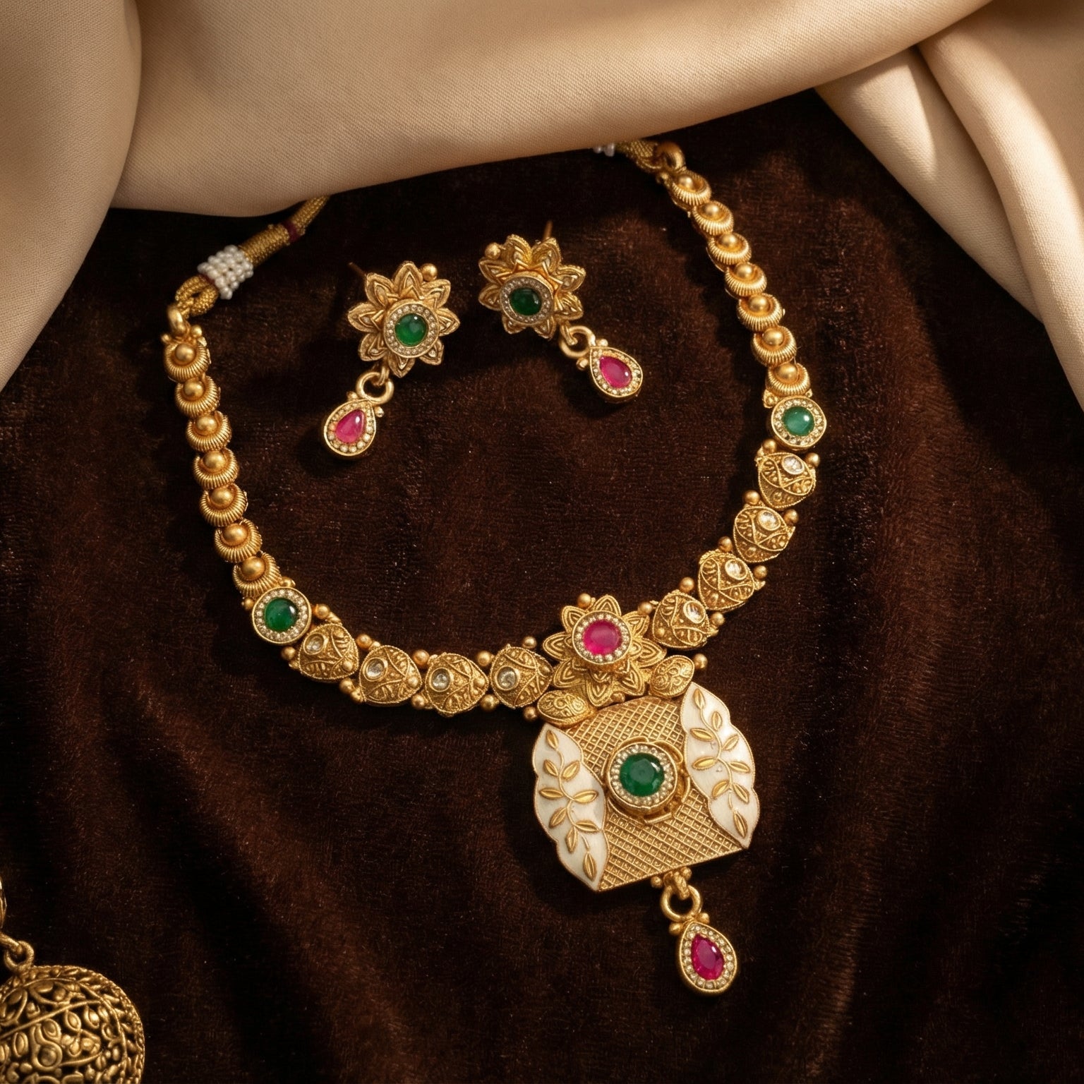 Butigini Shringar Heritage Necklace Set