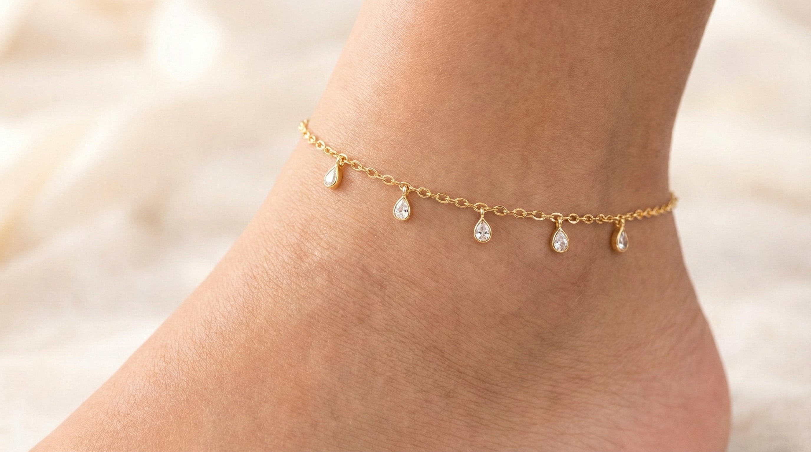 Butigini Crystal Dew Anklet