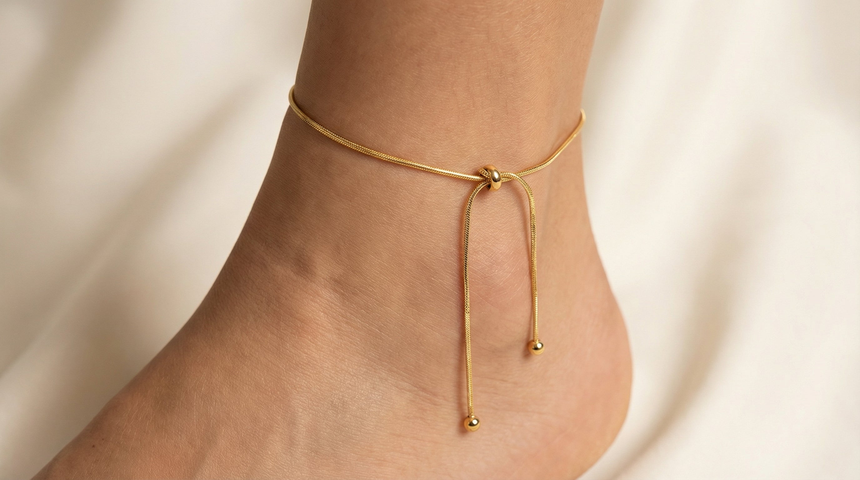 Butigini Aurelia Knot Anklet