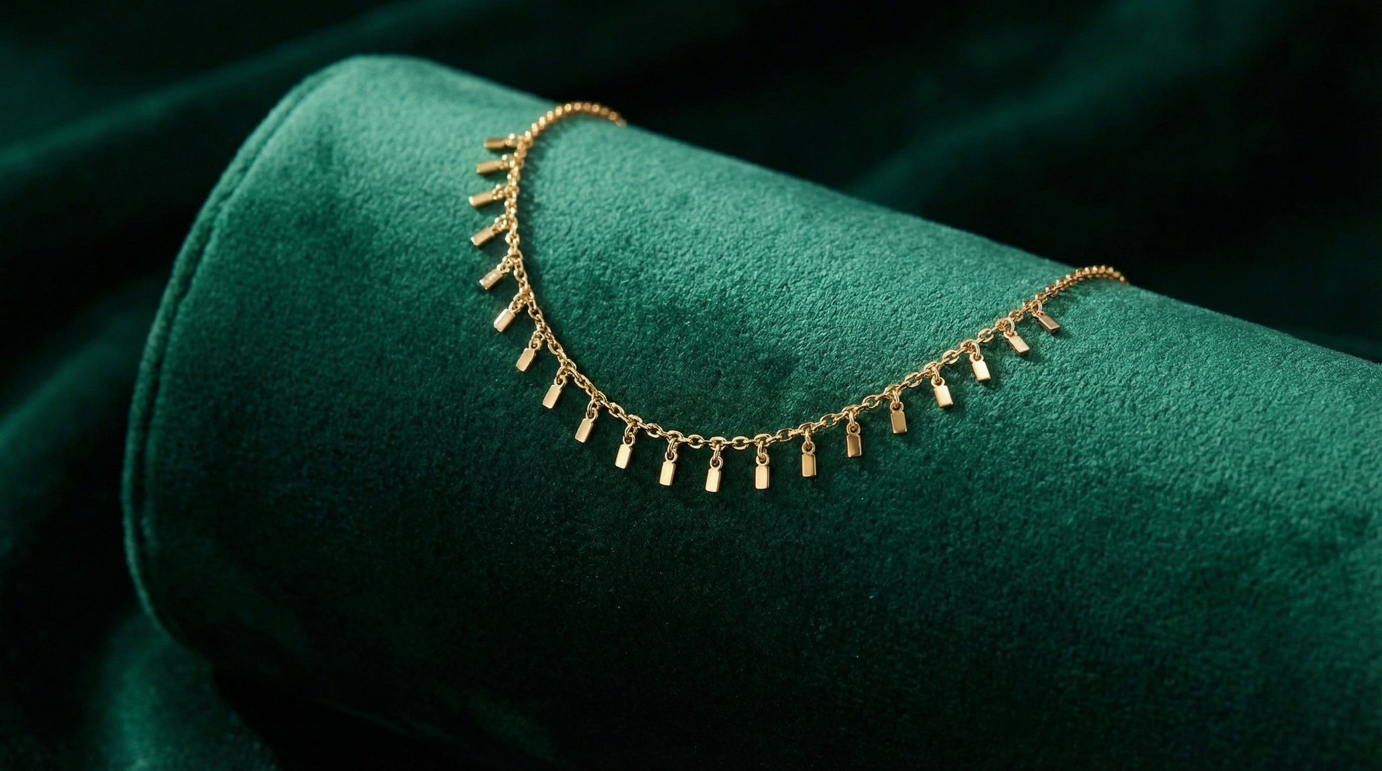 Butigini Elara Tassel Glow Anklet